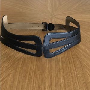 BCBGMAXAZRIA Black waist belt